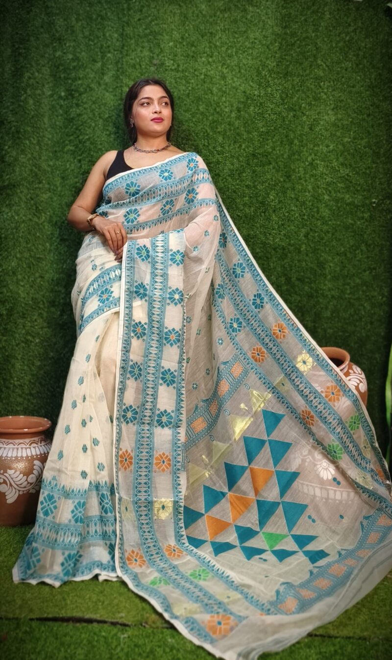 Vanilla Dhakai Jamdani Saree