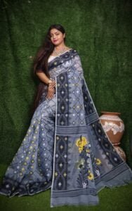 Bluish Grey Soft Dhakai Jamdani Saree - Image 2