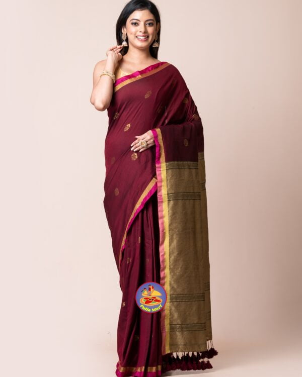 Light Taupe and Maroon Cotton Acrylic Saree 3