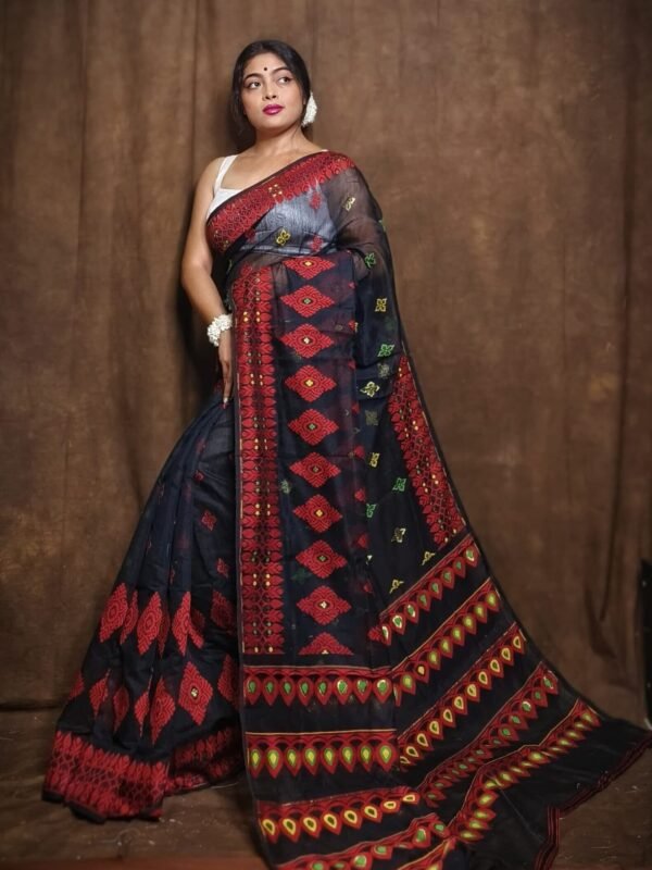 Exclusive Black Dhakai Jamdani Sari