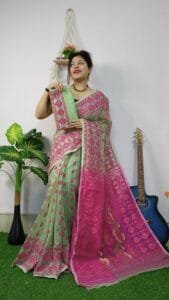 Frog Green Anchol Kolka Jamdani Sari Allover Work With Blouse Piece - Image 2