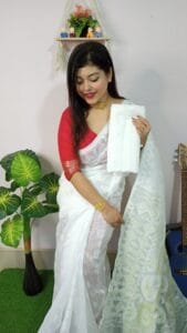 White Anchol Kolka Jamdani Sari Allover Work With Blouse Piece - Image 4