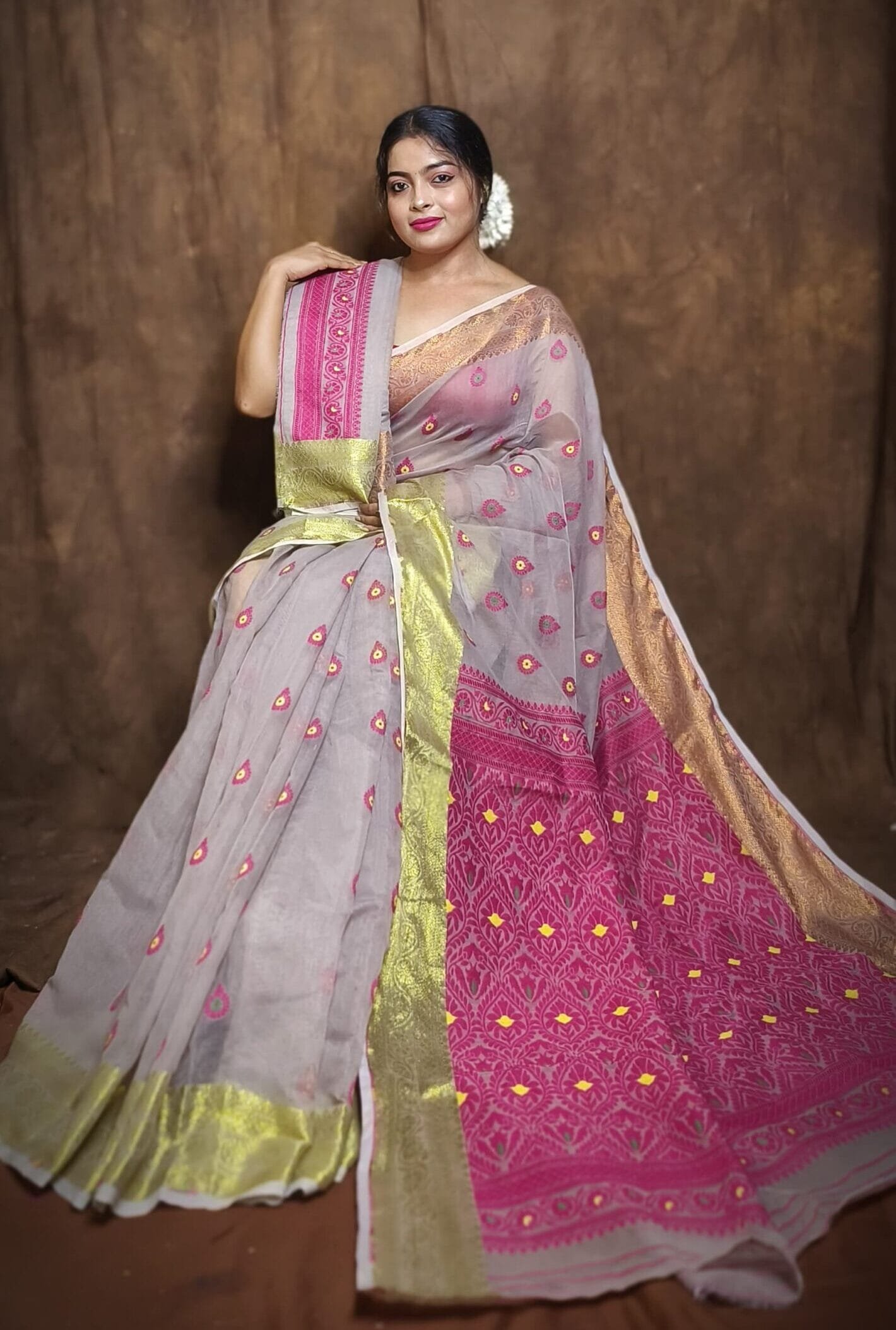 Nobel Soft Dhakai Jamdani Saree