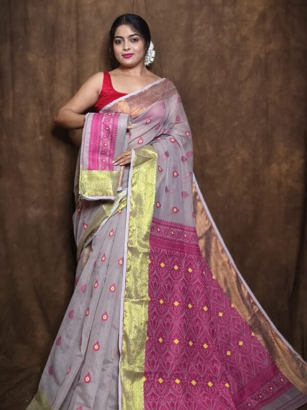 Nobel Soft Dhakai Jamdani Saree