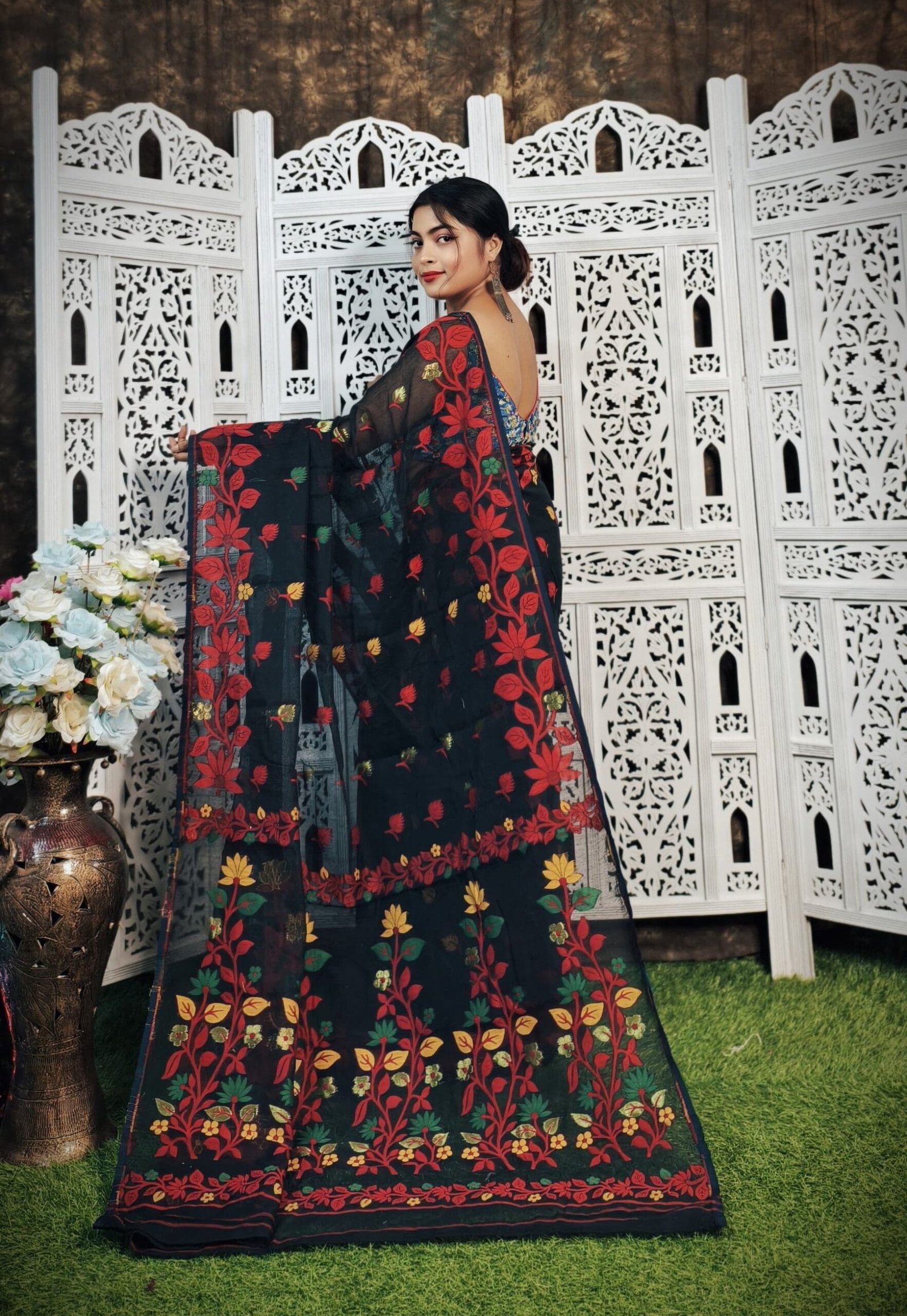 Black Red Soft Lota Jamdani Saree 3 Black Red Soft Lota Jamdani Saree - Image 3