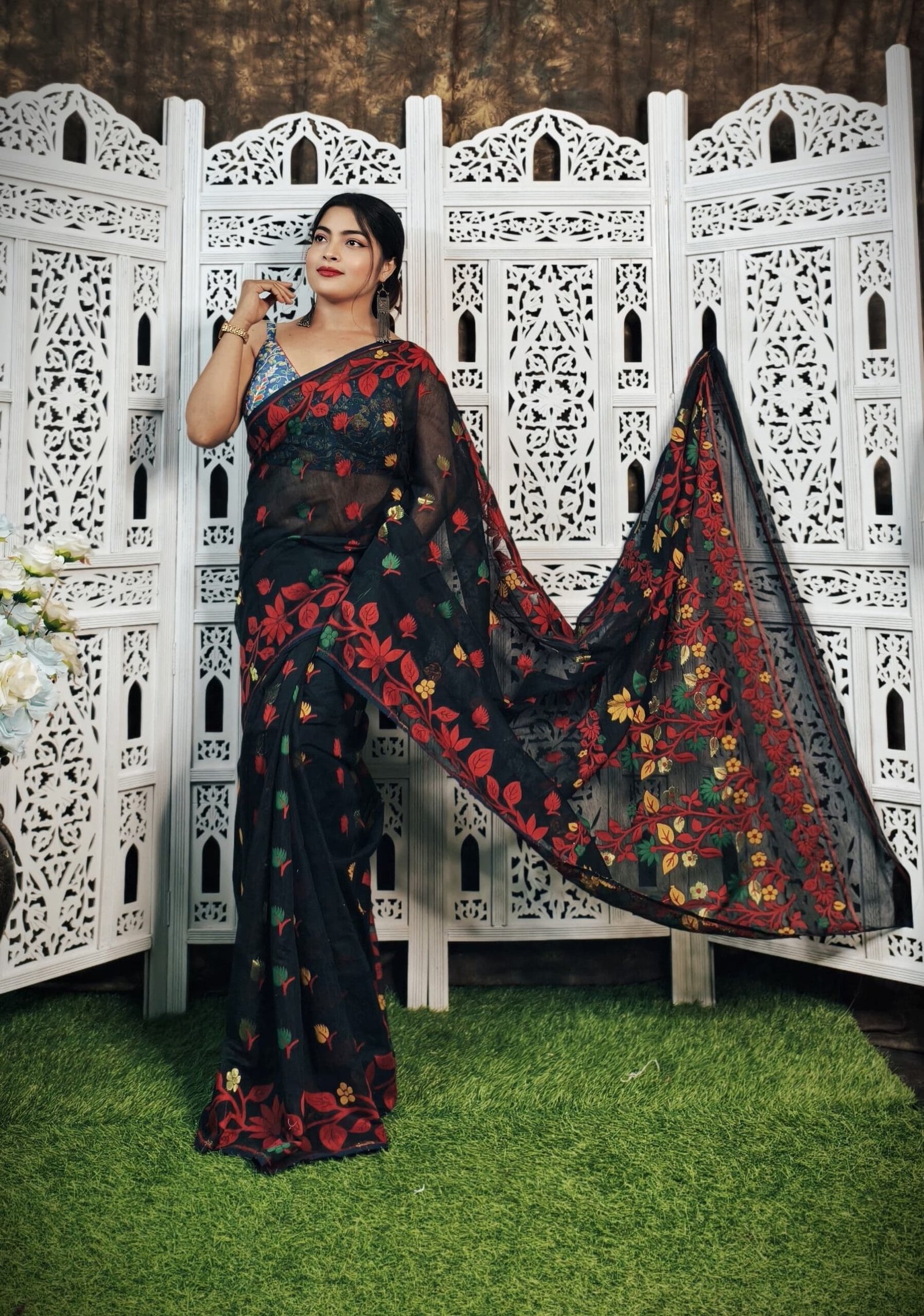 Black Red Soft Lota Jamdani Saree 2 Black Red Soft Lota Jamdani Saree - Image 2