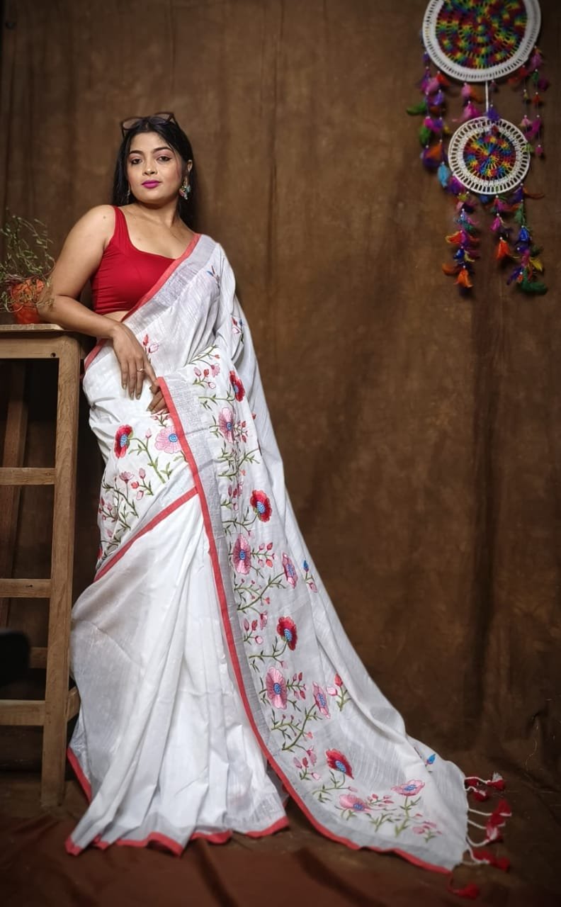 Lotus Soft White Embroidery Work Cotton Sari 2 Lotus Soft White Handloom Cotton Silk Saree