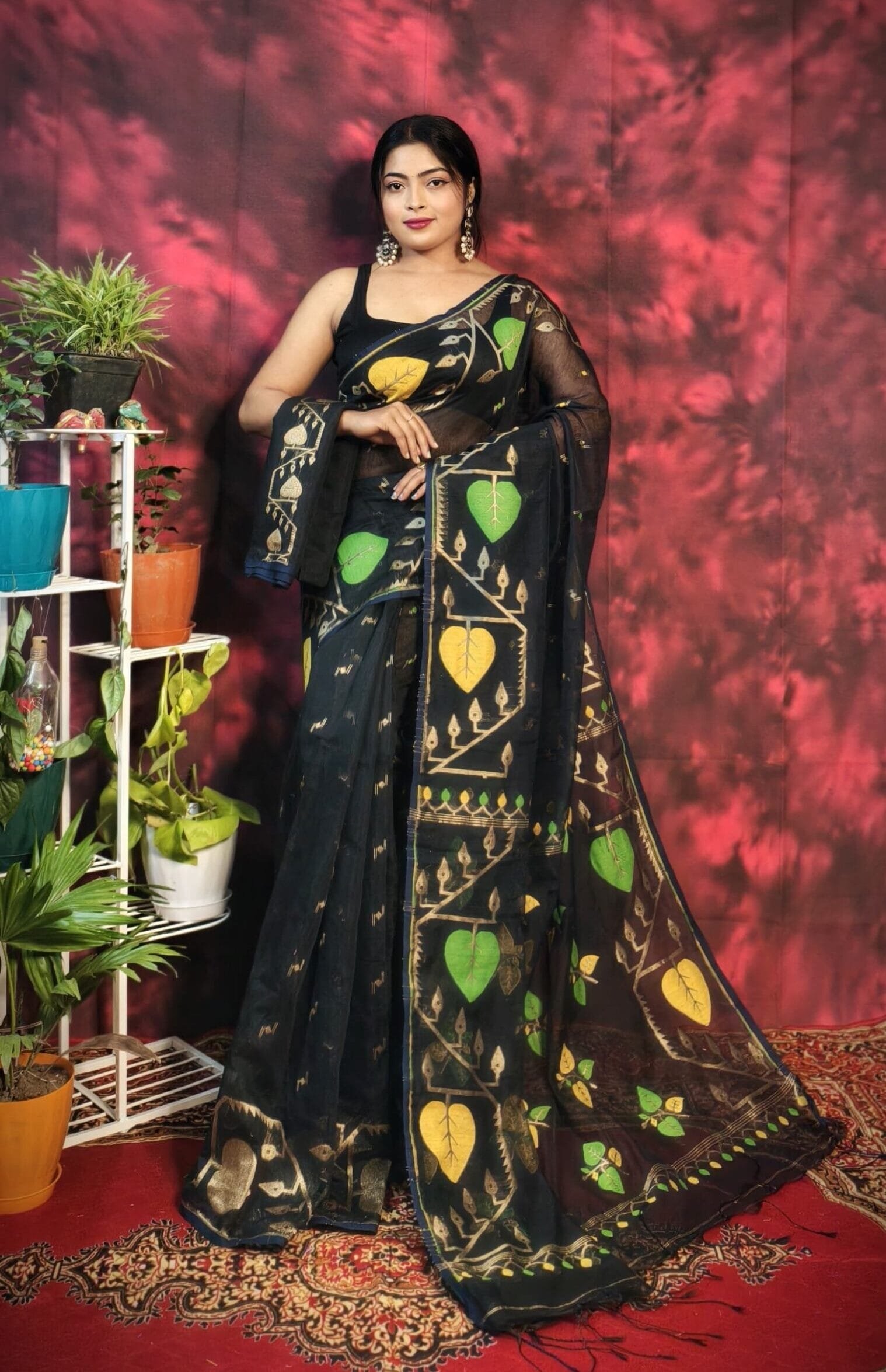 Pan Pata Soft Black Handloom Sari With Blouse Piece