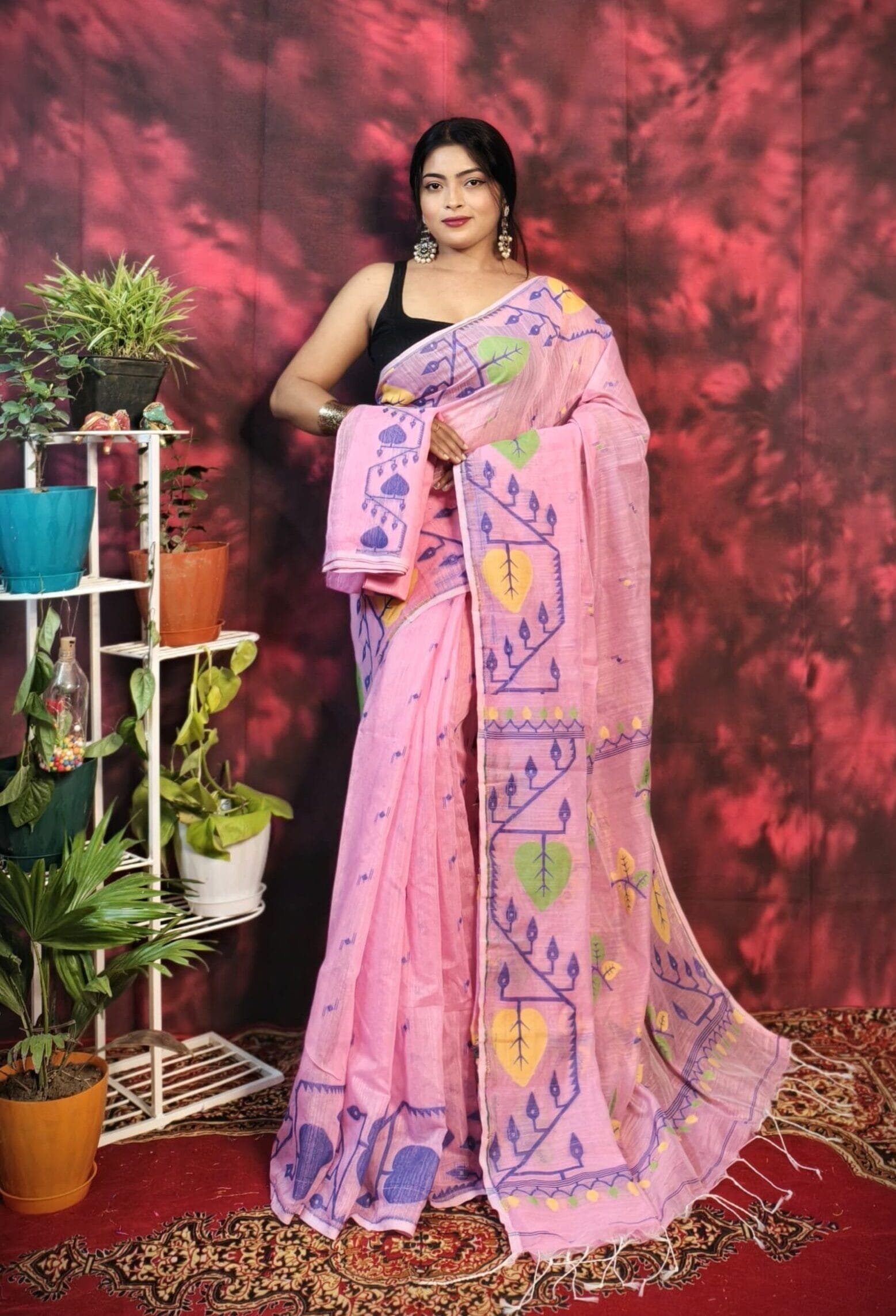 Pan Pata Soft Dull Pink Handloom Sari With Blouse Piece Pan Pata Soft Dull Pink Handloom Sari With Blouse Piece