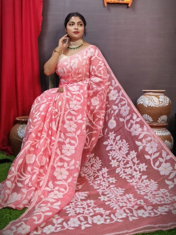 Champak Soft Dusty Rose Dhakai Jamdani Saree