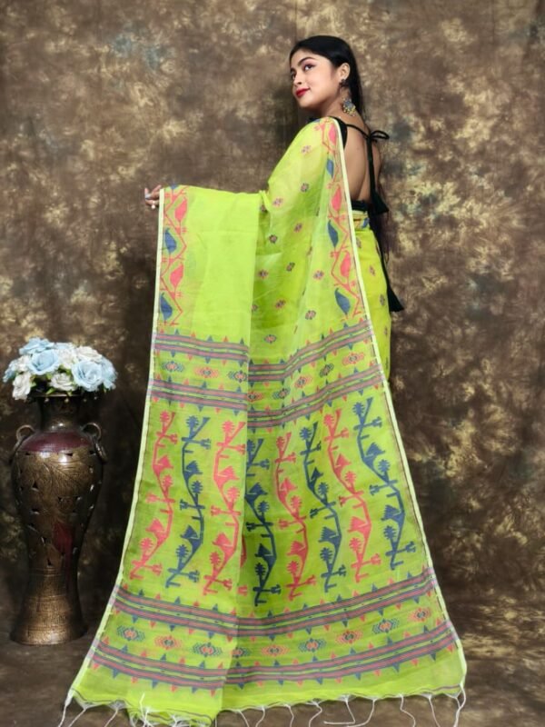 Avocado Green Soft Jamdani Sari With Blause Piece