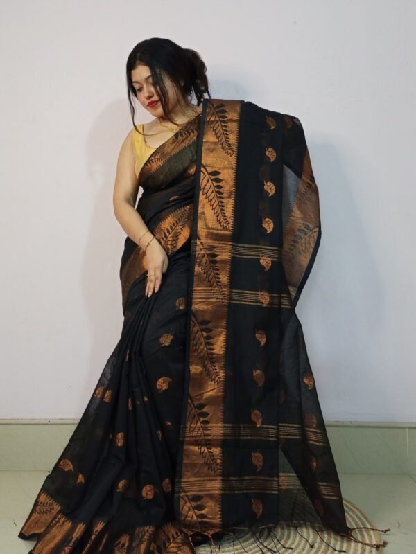 Black Soft Pata Handloom Sari With Blouse Piece