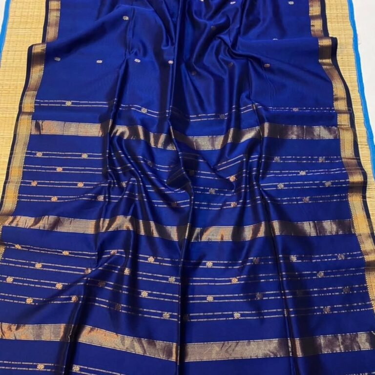 Blue Soft Maheshwari Sari With Blouse Piece