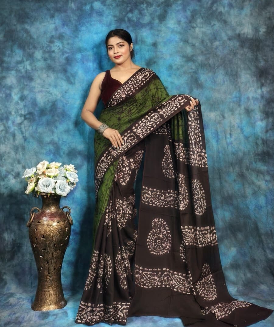 Dark Green Soft Mom Batik Saree 1 Dark Green Soft Mom Batik Saree