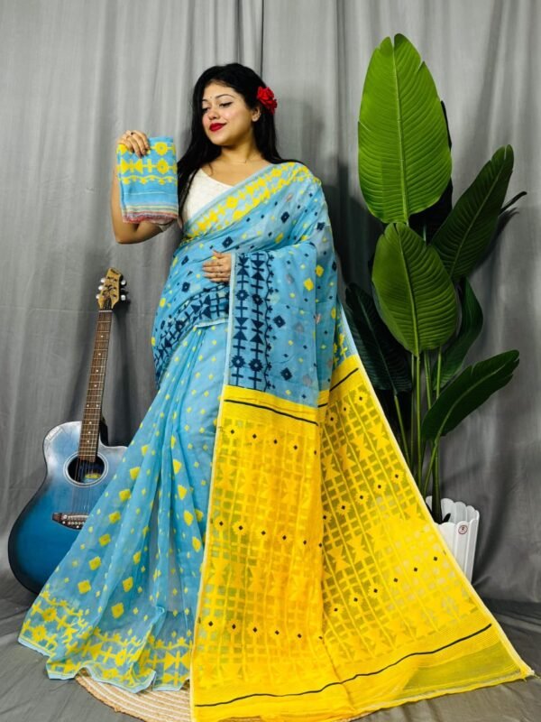 Hippie Blue Soft Ganga Jamuna Jamdani Sari With Blouse Piece