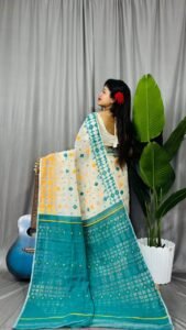 Off White Soft Ganga Jamuna Jamdani Sari With Blouse Piece