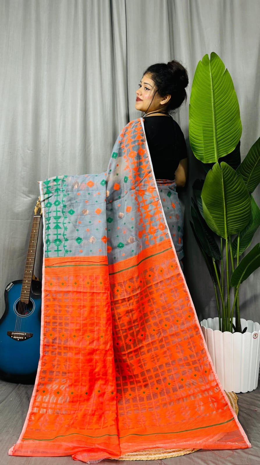 Oslo Grey Soft Ganga Jamuna Jamdani Sari With Blouse Piece 2 Oslo Grey Soft Ganga Jamuna Jamdani Sari With Blouse Piece