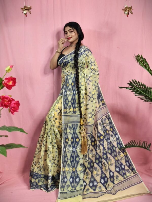 Gardenia Soft Dark Cream Jamdani Sari With Blouse Piece