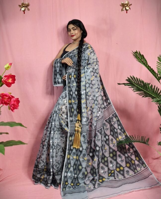 Gardenia Soft Gray Jamdani Sari With Blouse Piece