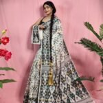 Gardenia Soft Off White Jamdani Sari With Blouse Piece