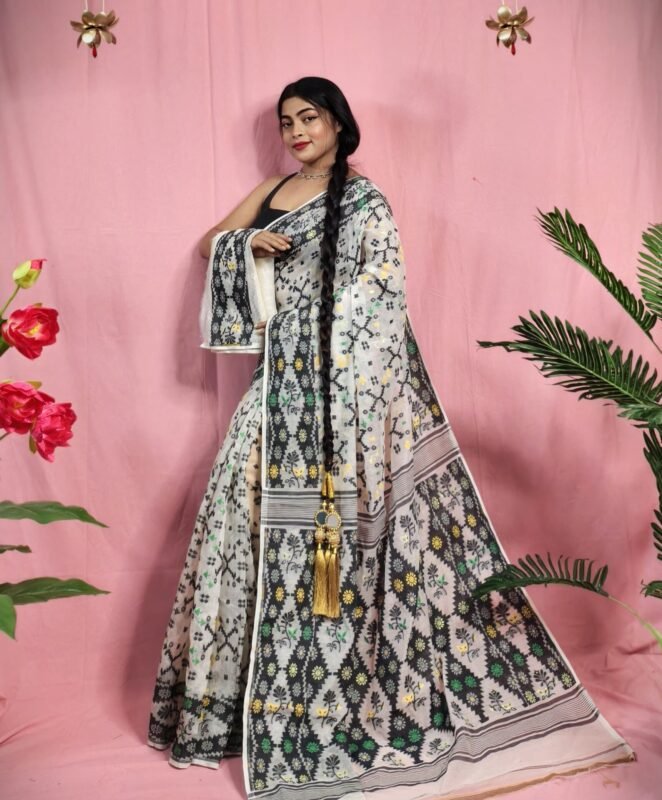 Gardenia Soft Off White Jamdani Sari With Blouse Piece