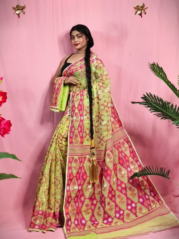 Gardenia Soft Pale Olive Jamdani Sari With Blouse Piece