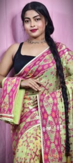 Gardenia Soft Pale Olive Jamdani Sari With Blouse Piece