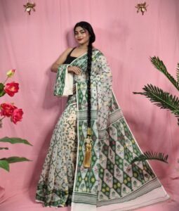 Gardenia Soft Pastel Grey Jamdani Sari With Blouse Piece