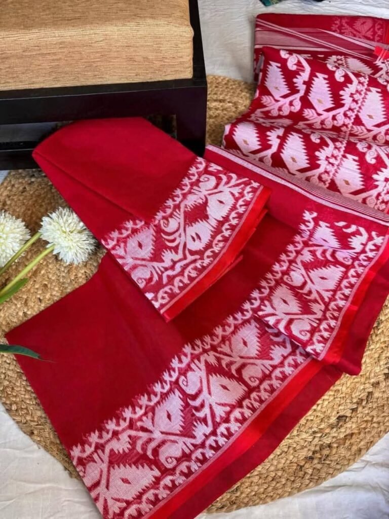 Red Soft Body Plain Jamdani Sari With Blouse Piece