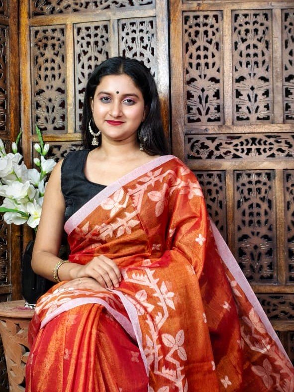 Exclusive Dual Tone Shiuli Tissue Sari With Blouse Piece