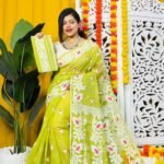 Lota Pata Soft Dirty Yellow Jamdani Sari