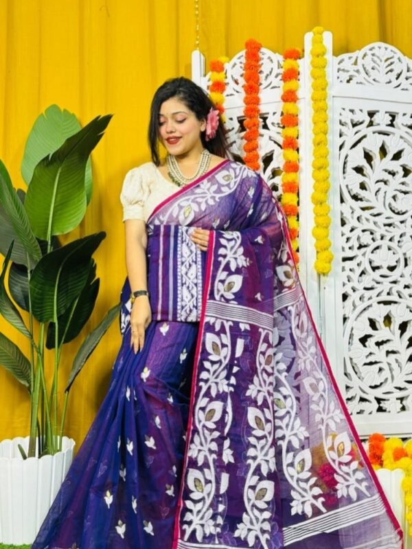 Loto Pata Soft Violent Violet Jamdani Sari