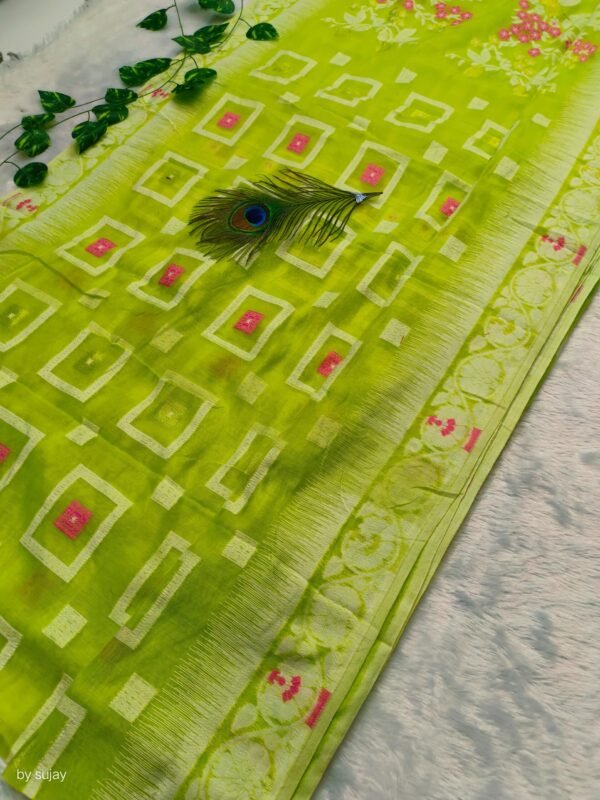 Shiuli Soft Bright Olive Jamdani Sari