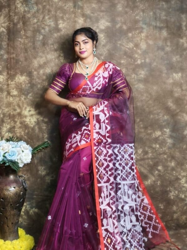 Grape Purple Buti Soft Muslin Jamdani Sari With Blouse Piece