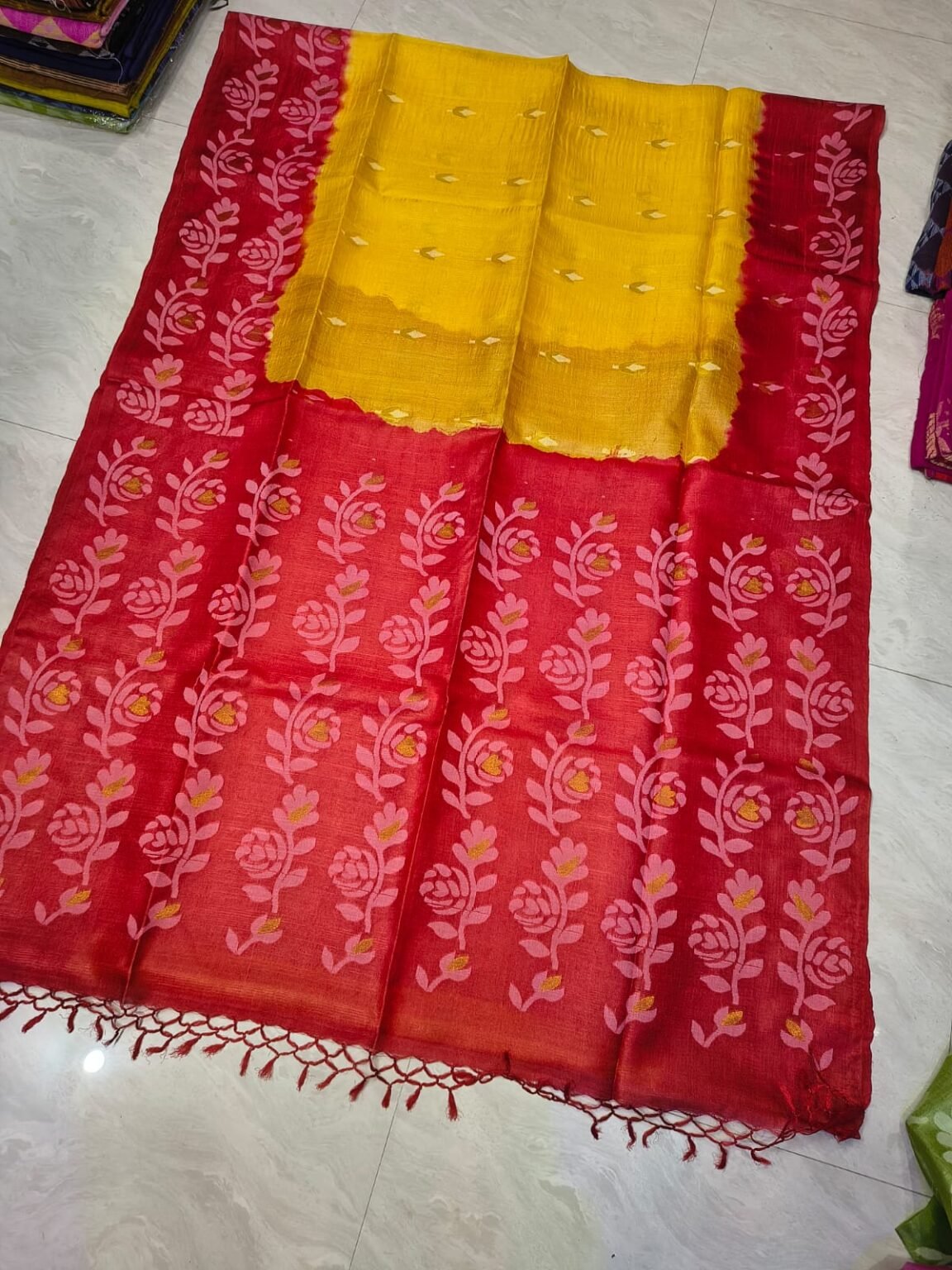 Yellow Handloom Pure Gachi Tussar Dhakai Jamdani Saree with Blouse Piece