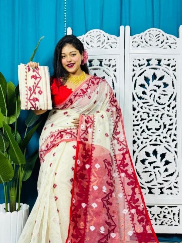 Off White Korat Buti Soft Jamdani Sari With Blouse Piece