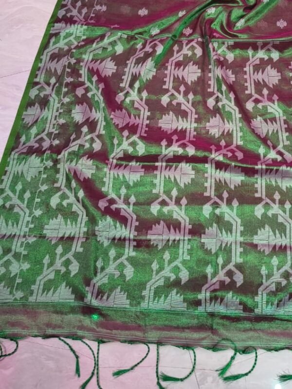 Exclusive Dual Tone Buti Tissue Sari With Blouse Piece