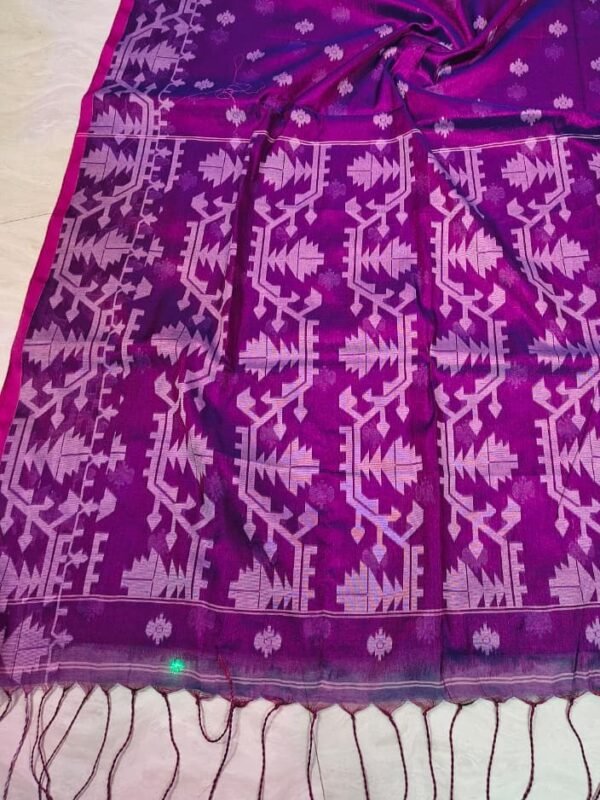 Exclusive Dual Tone Buti Tissue Sari With Blouse Piece