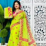 Bright Olive Soft Bonolota Jamdani Sari Wiht Blouse Piece