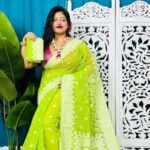 Dark Lime Soft Sunflower Jamdani Sari With Blouse Piece