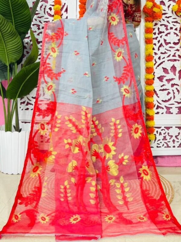 Grey Soft Lota Pata Jamdani Sari With Blouse Piece