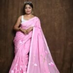 Floral Design Mul Cotton Sari With Blouse Piece