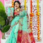 Light Teal Soft Lota Pata Jamdani Sari With Blouse Piece