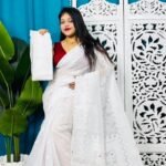 White Soft Sunflower Jamdani Sari With Blouse Piece