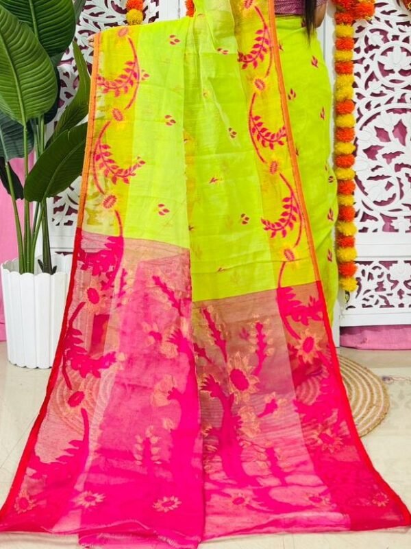 Yellowish Green Soft Lota Pata Jamdani Sari With Blouse Piece