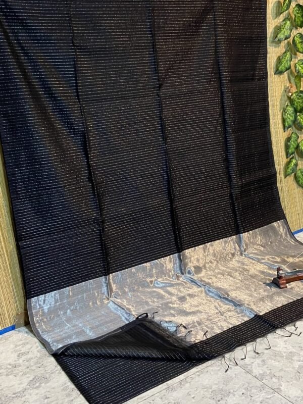 Plain Maheshwari Handloom Jamdani Saree with Blouse Piece - Black