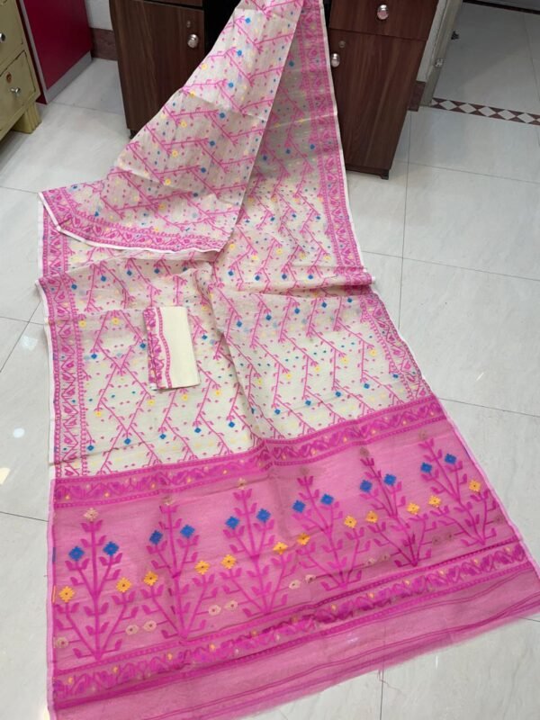 Shiuli Dhakai Jamdani Sari with Blouse Piece - Off White
