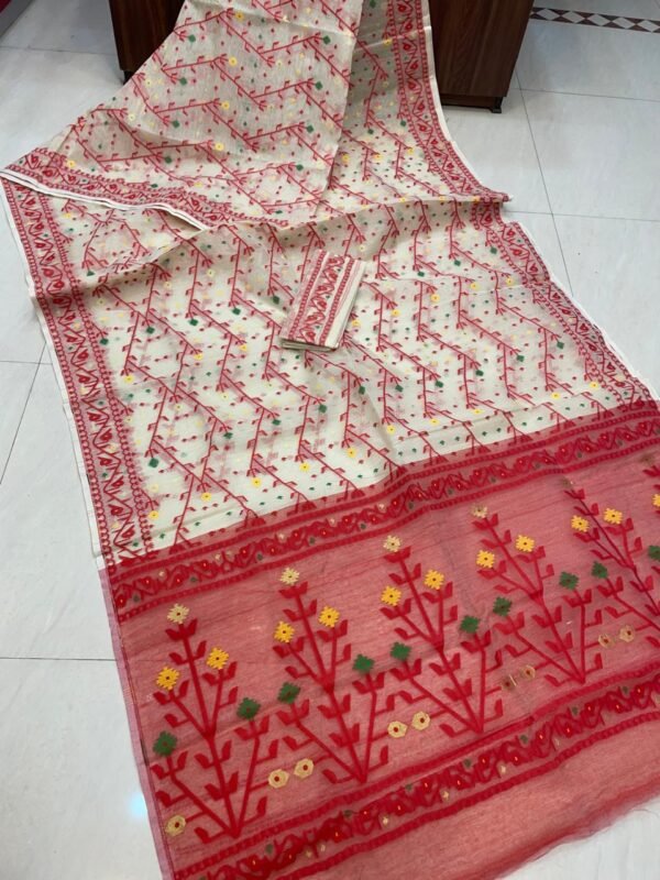 Shiuli Dhakai Jamdani Sari with Blouse Piece - Off White