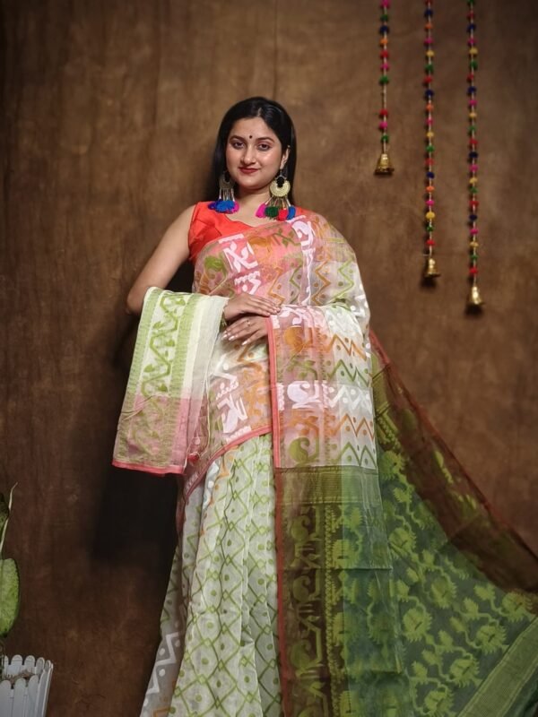 Hazar Buti Dhakai Jamdani Saree with Blouse Piece - Off White