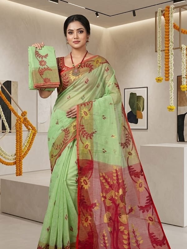 Sunflower Dhakai Jamdani Sari with Blouse Piece - Olive